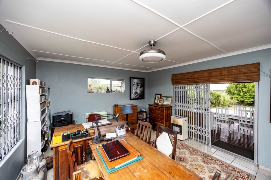 4 Bedroom Property for Sale in Beacon Bay Eastern Cape